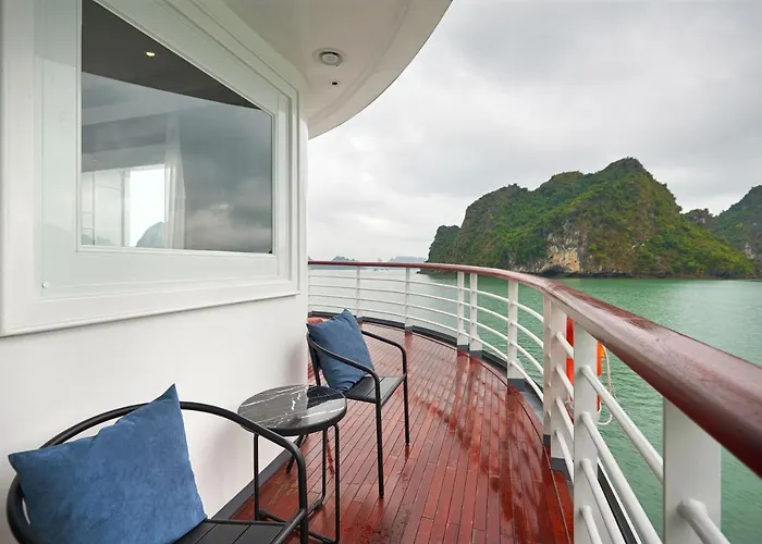  Paradise Grand Cruise - Lan Ha Bay 5*