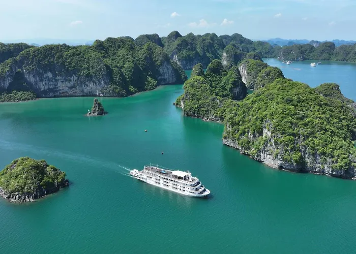  Paradise Grand Cruise - Lan Ha Bay