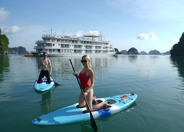Paradise Grand Cruise - Lan Ha Bay 5* Hạ Long