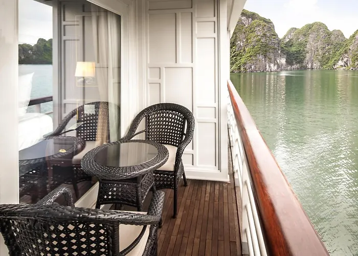 Paradise Grand Cruise - Lan Ha Bay 5*