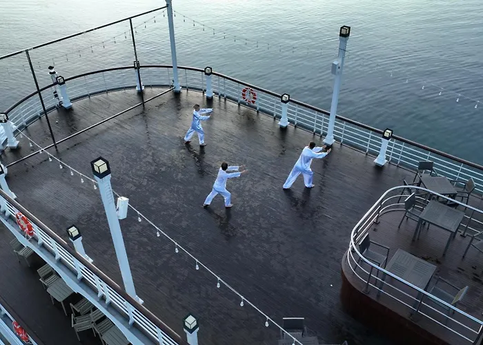 Paradise Grand Cruise - Lan Ha Bay  Hạ Long