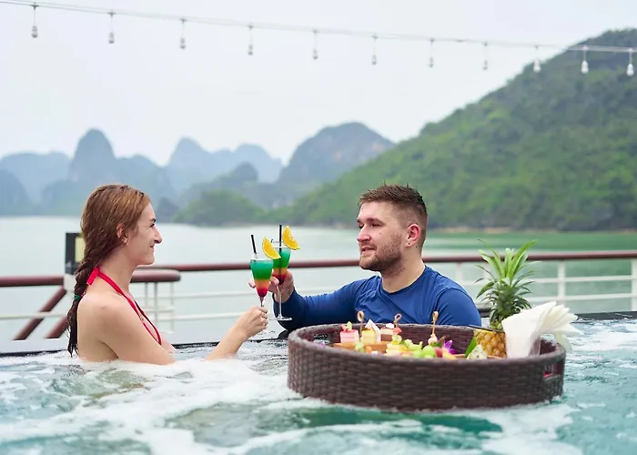 Paradise Grand Cruise - Lan Ha Bay 5*